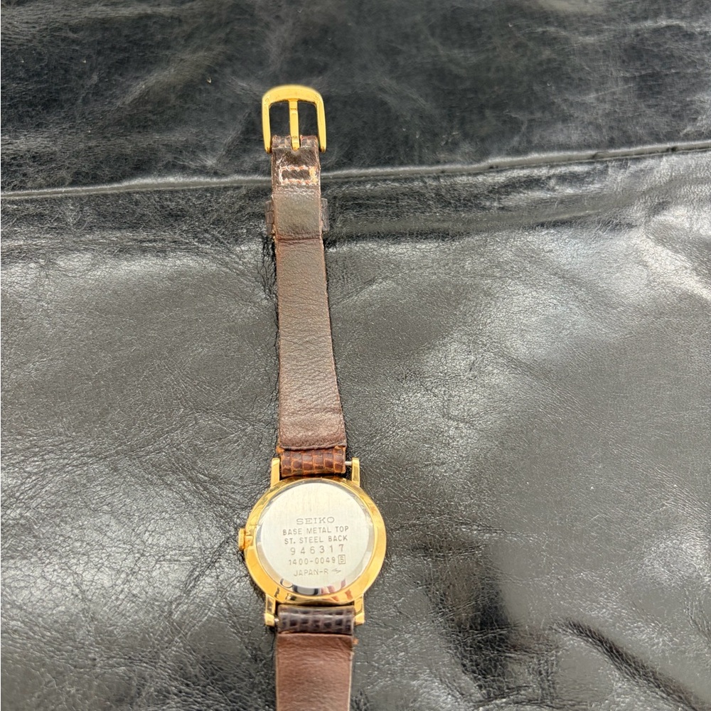Seiko Vintage Gold-Tone Round Watch with (used) Brown Leather Strap - Picture 3 of 7